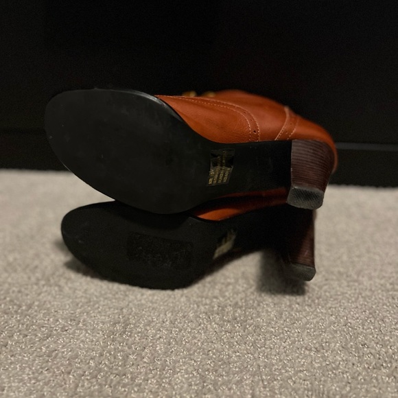 LOVIN’ RESTRICTED BOOTS - Picture 4 of 4